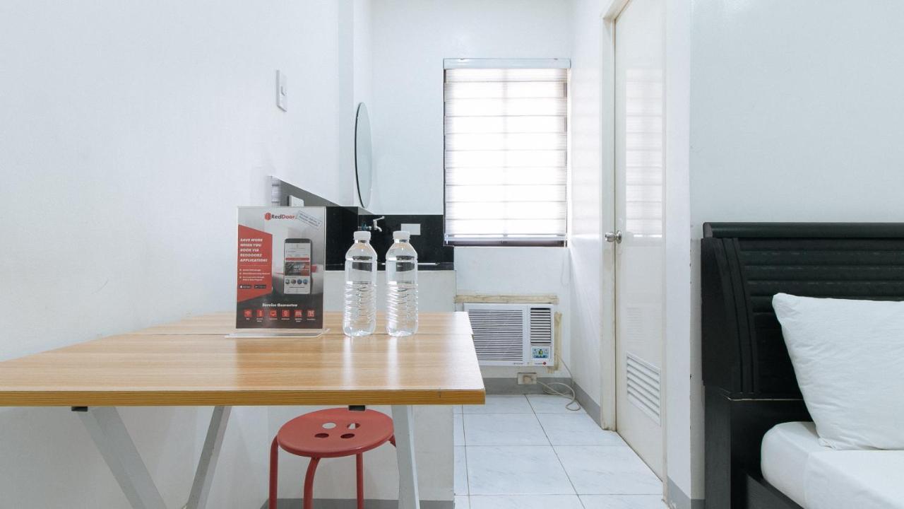 Reddoorz Near Sm Bicutan Hotell Paranaque City Exteriör bild
