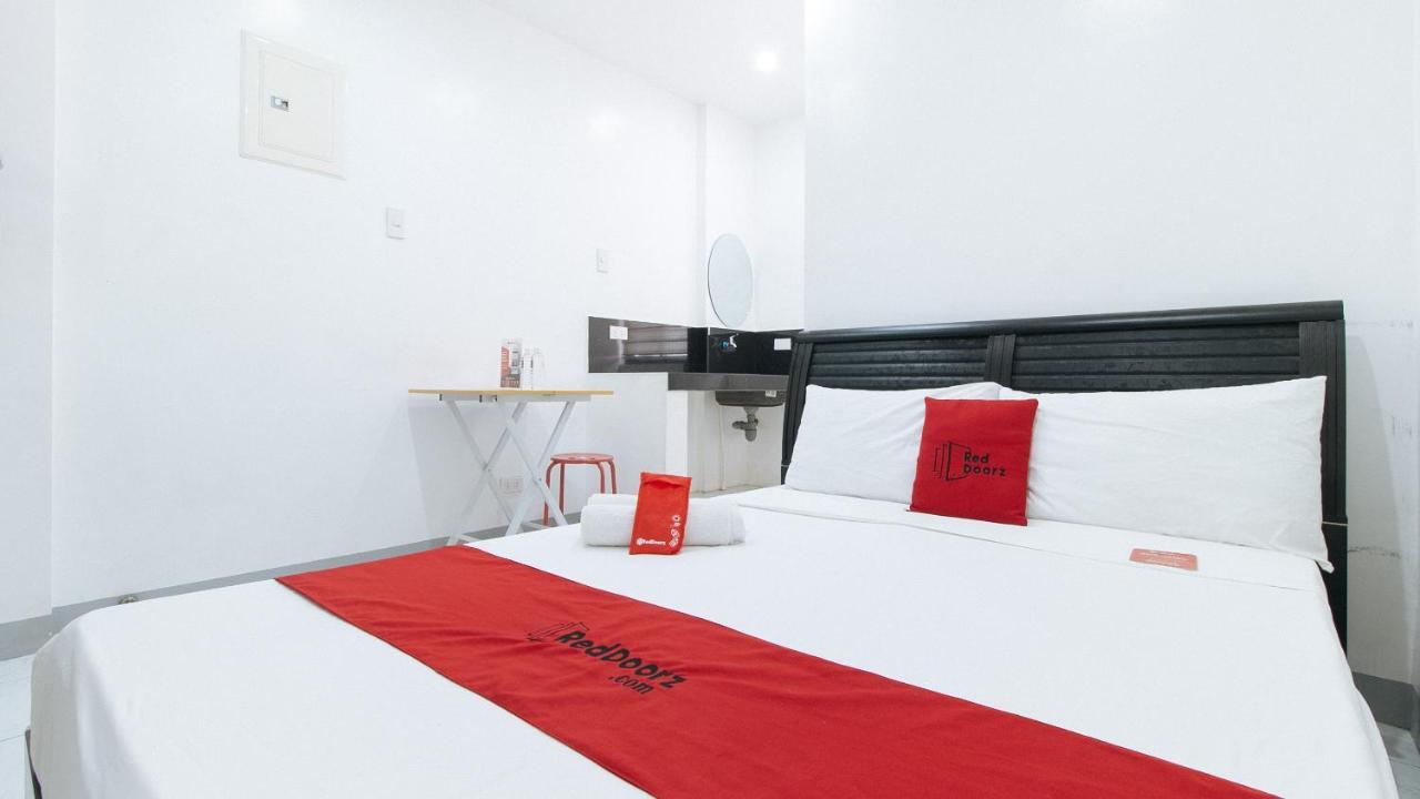 Reddoorz Near Sm Bicutan Hotell Paranaque City Exteriör bild