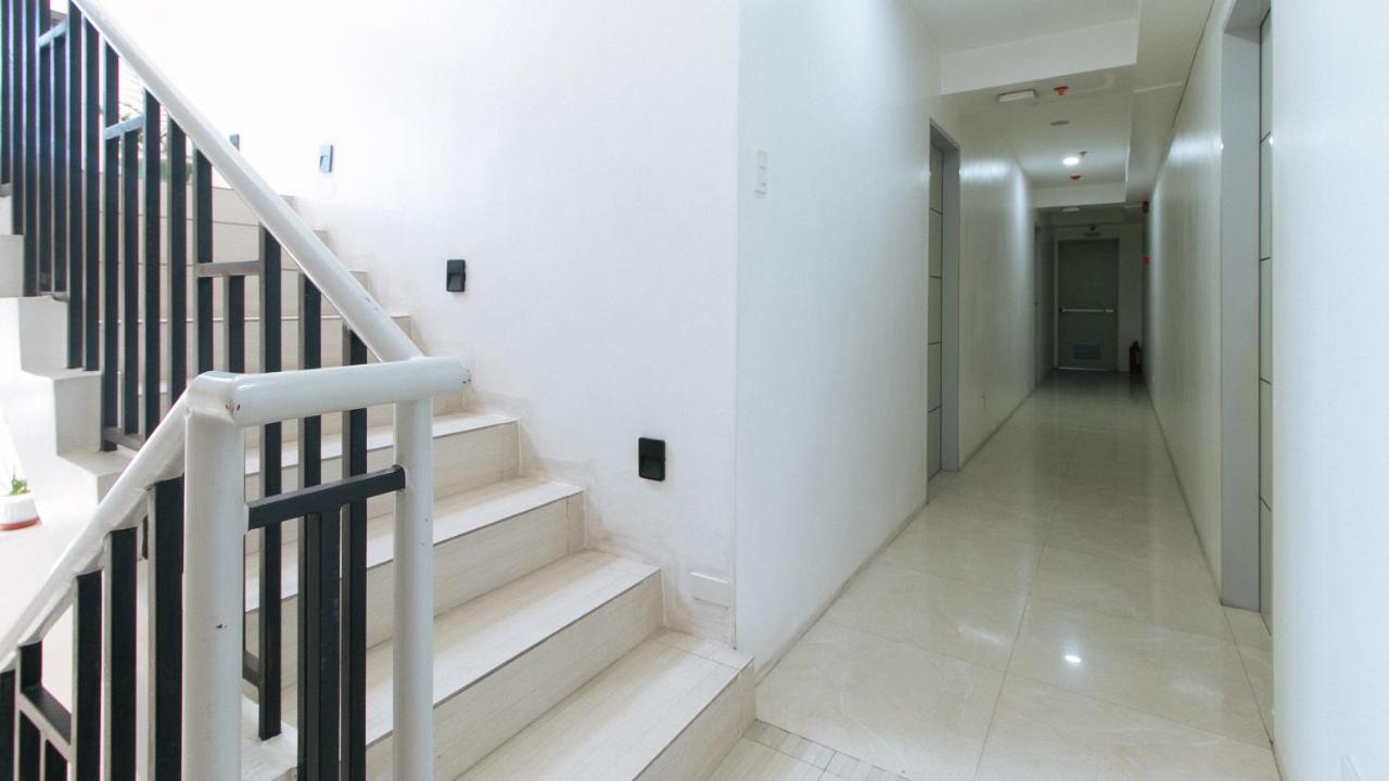 Reddoorz Near Sm Bicutan Hotell Paranaque City Exteriör bild