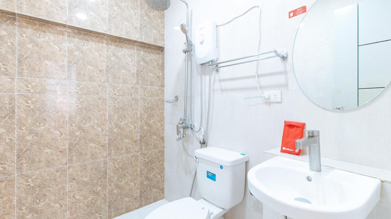 Reddoorz Near Sm Bicutan Hotell Paranaque City Exteriör bild