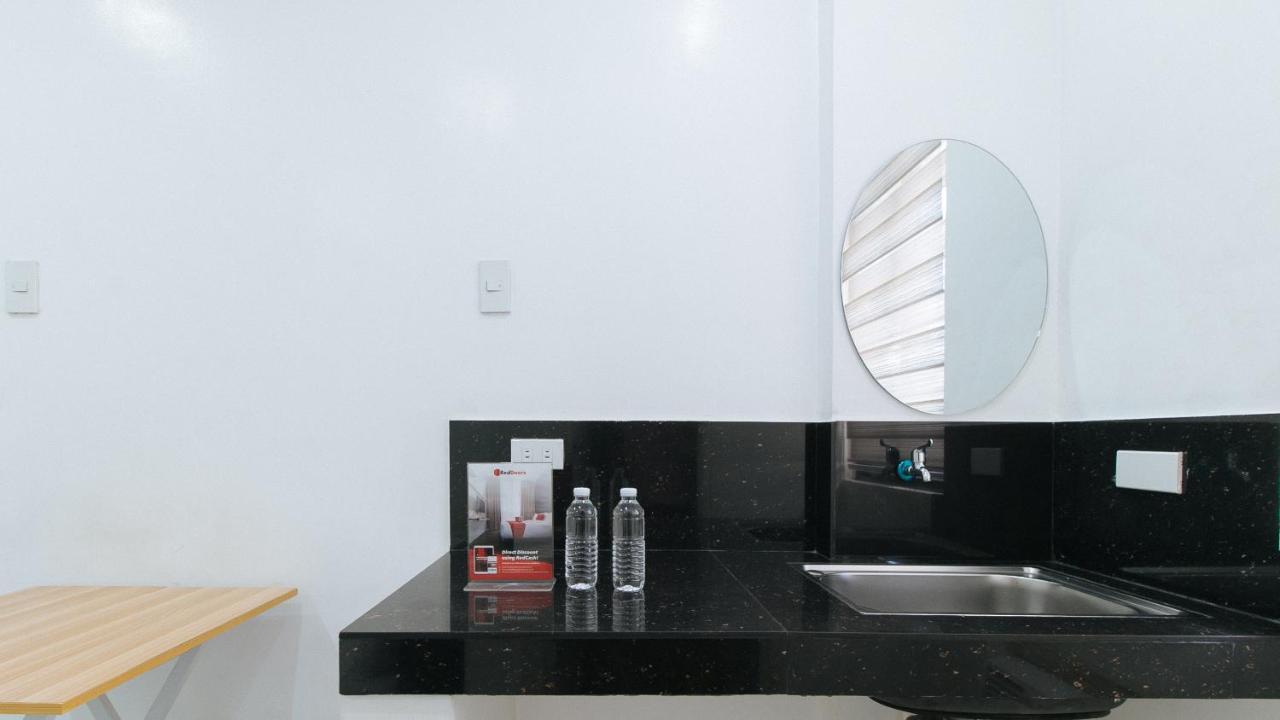 Reddoorz Near Sm Bicutan Hotell Paranaque City Exteriör bild