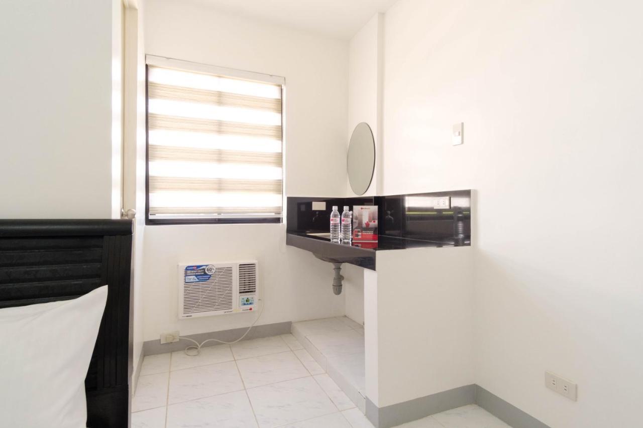 Reddoorz Near Sm Bicutan Hotell Paranaque City Exteriör bild