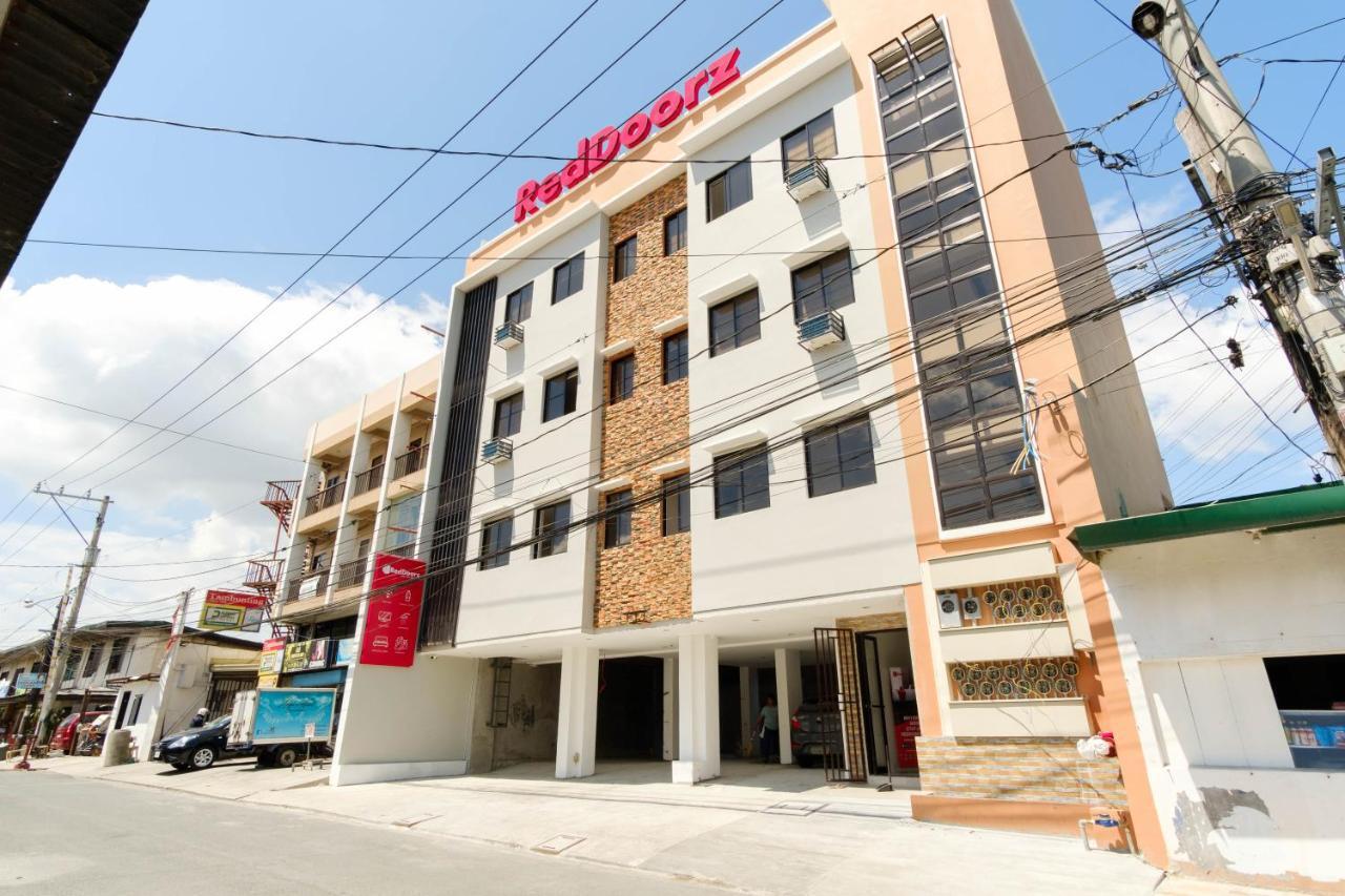 Reddoorz Near Sm Bicutan Hotell Paranaque City Exteriör bild
