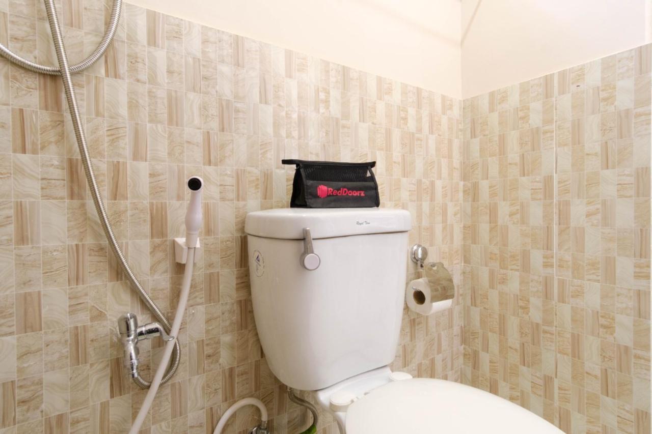 Reddoorz Near Sm Bicutan Hotell Paranaque City Exteriör bild